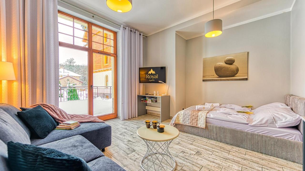 Apartamenty Royal Aparts - Willa Jozefina Chill & Vibes シクラルスカ・ポレンバ エクステリア 写真